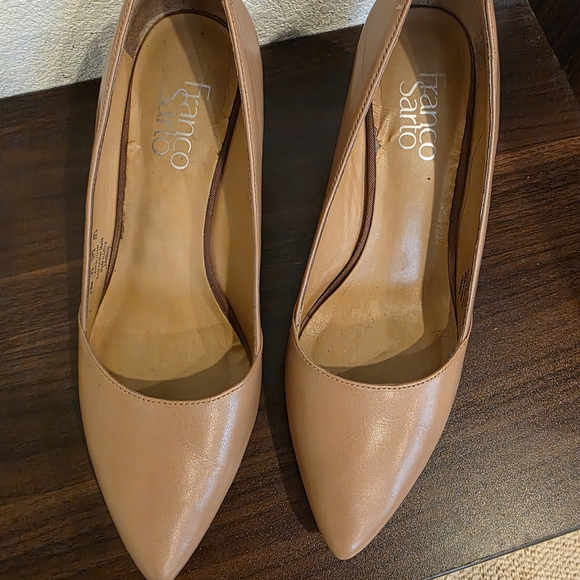 Franco Sarto Tan Pointed Toe Heels - Picture 1 of 6